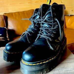 Dr Martens Jadon Leather Platform